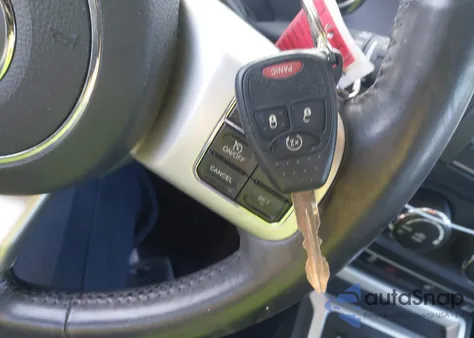 2017 Jeep Compass Latitude Fwd z USA, uszkodzony, nr VIN 1C4NJCEB1HD210917